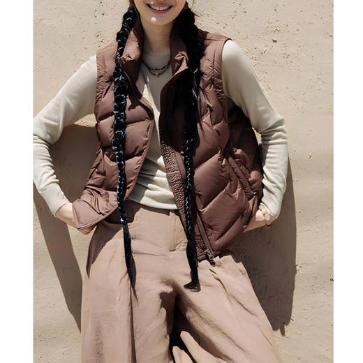 Y4Q9MJ951【钰米】秋冬款立领鹅绒背心马甲 商品图2