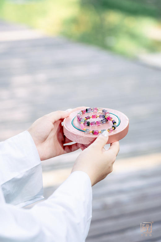 精品彩色碧玺并蒂莲手链 商品图1