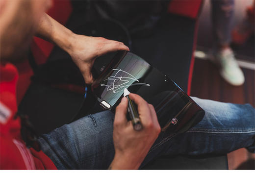 iXOOST DOVI#04 赛车手多维签名头盔 无线蓝牙音箱创意低音炮音响 商品图1