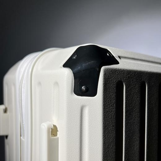 出行必备好物 【结实耐用 便捷出行】多功能行李箱拉杆箱 女高颜值带杯架万向轮旅行箱 商品图11