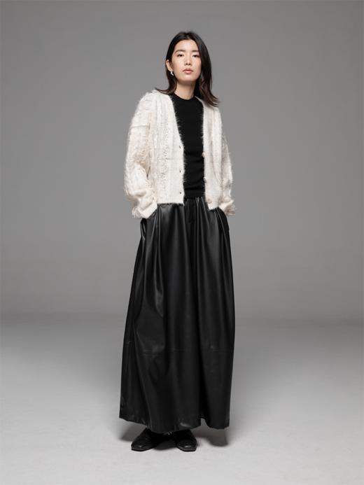 LIYIHAN 24秋季驼绒绵羊毛短款毛针织衫V领落肩开衫单排扣慵懒风 商品图1