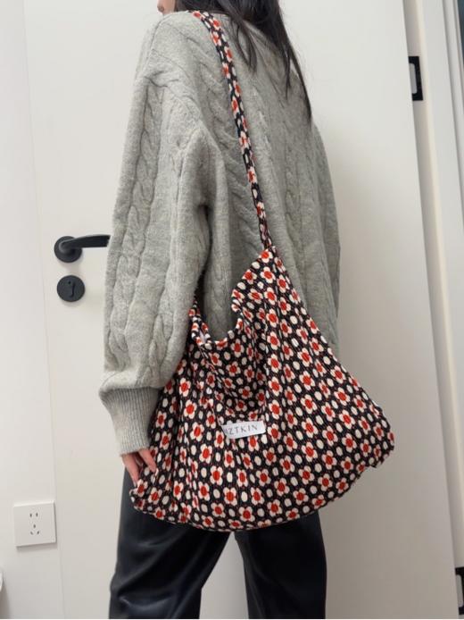 今日份OOTD#🖤【中韩爆火明星同款豹纹帆布包】👍#中韩女明星钟爱款 #杨幂同款💖#赵露思同款#💖宋慧乔同款#💖韩素希同款#💖 商品图3