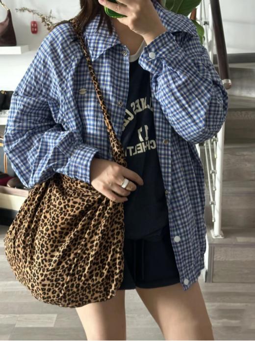 今日份OOTD#🖤【中韩爆火明星同款豹纹帆布包】👍#中韩女明星钟爱款 #杨幂同款💖#赵露思同款#💖宋慧乔同款#💖韩素希同款#💖 商品图4