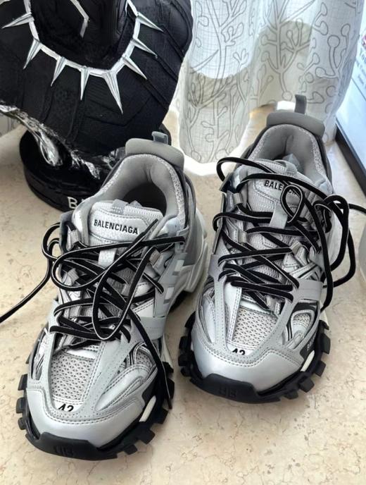 Balenciaga巴黎世家 Track 1.0 网布 圆头系带 运动休闲 减震防滑耐磨包裹性平衡 低帮 老爹鞋 银黑/黑色 商品图1