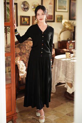 逸红颜明月优选 #高质学院风开衫「学院派」30羊毛混纺，撞色百搭彩虹糖开衫