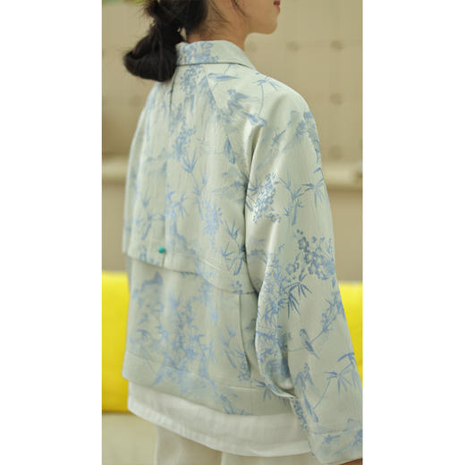 【2026东衣作】短款风衣（24805032苍莨） 商品图4