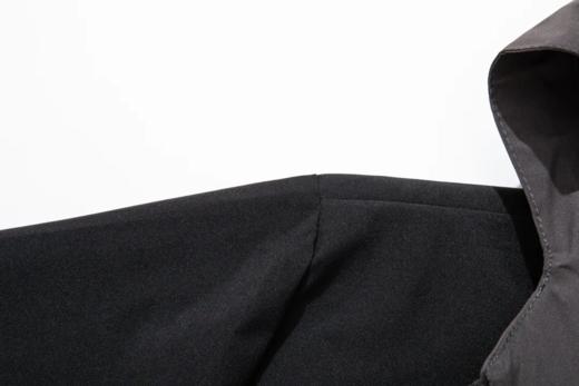 【亲测好穿！】出行必备 三防拼色冲锋衣 男女同款 黑科技防水防污防油 时尚百搭 防风保暖 多色可选 M-4XL 200斤以内能穿 商品图9