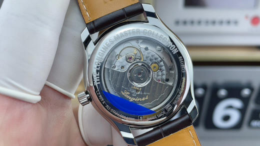 APS新品浪琴名匠系列『正品原版开模』L2.909.4.78.3月相腕表压轴登场！完美无破绽

1⃣️腕表尺寸40X11毫米。表壳尺寸工艺美复制原装工艺，搭配正品一致的定制版一体机芯版本，完美无破绽❕ 商品图12