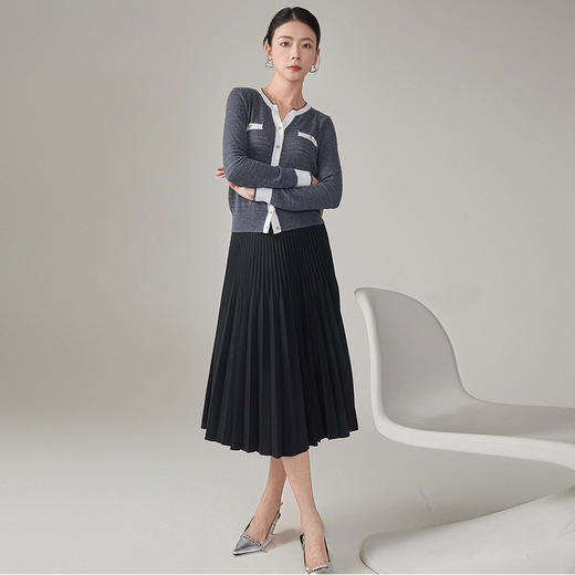 【hr】全新升级【铂金会员220/天猫299/差价79】(14422) 洛诗琳秋季灰色软糯叠穿毛针织衫小香风圆领羊毛小开衫 商品图2