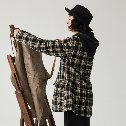 谜底西装呢子大衣女2024冬季新品简洁利落宽松西服外套244GD1653 商品图2