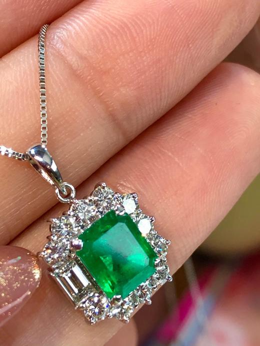 1.76克拉祖母绿项链 商品图3