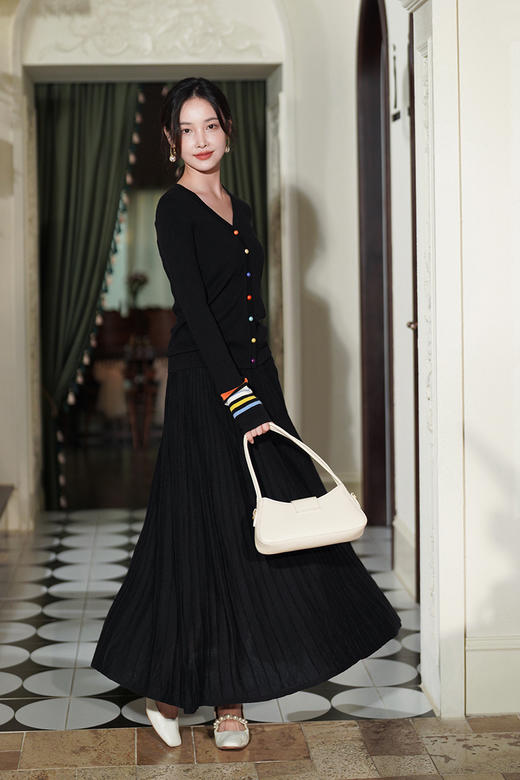 逸红颜明月优选 #蚕丝羊绒百褶裙🎶「韵律」，优雅随性的高腰A字半裙 商品图2