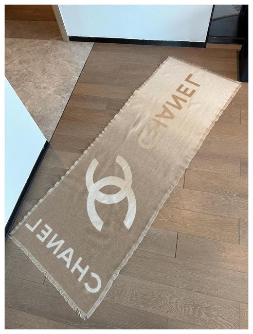 小香双C 双面提花渐变色围巾 100%山羊绒 商品图14