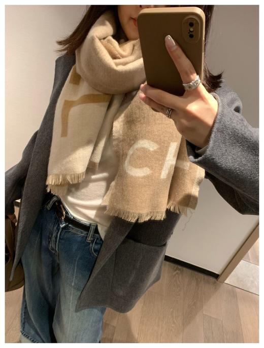小香双C 双面提花渐变色围巾 100%山羊绒 商品图7