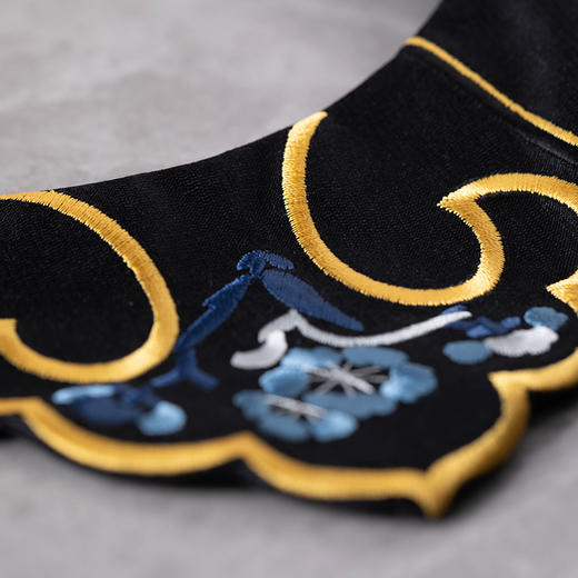 【林栖设计小店】走秀时装周同款云肩丝棉缎绣花改良2024新品时尚配饰小披肩女2943132 商品图2