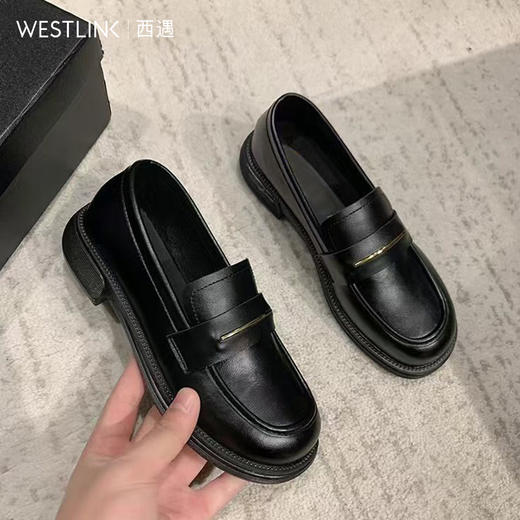 【限时秒杀】西遇低跟乐福鞋女新款简约法式一脚蹬小皮鞋通勤黑色单鞋P0047511 商品图0