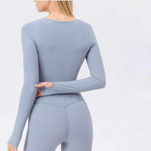 跃牌【欲动春风】系列 秋冬瑜伽服长袖女方领裸感紧身运动T恤42552（此款为欧码）（无胸垫） 商品图1