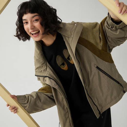 谜底拼接感羽绒服女2024冬季新品复古风连帽短款派克服244MY1533 商品图0