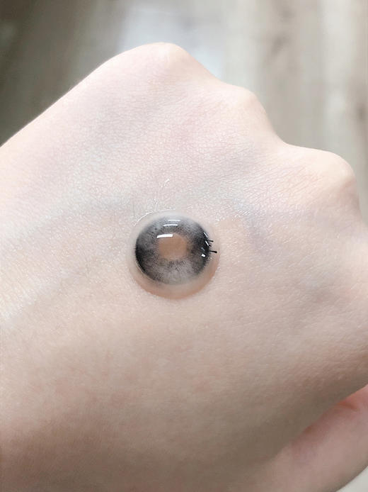 NinaMond 白瞳血泪&红瞳血泪&乌鸦眼泪 【预售11月底到货】日抛 4片 14.5mm 参考着色14.0 基弧8.5 含水40% 新锐国货 商品图8