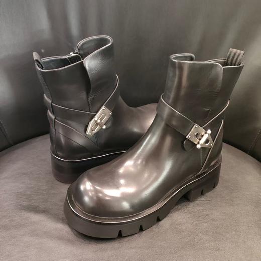 LFGJ凌介女鞋  18301  时尚百搭牛皮短靴 商品图2