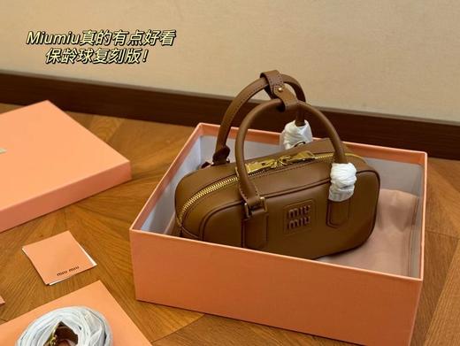 B092622很难不爱啊啊！可手拎也可斜挎保龄球公文包 商品图5