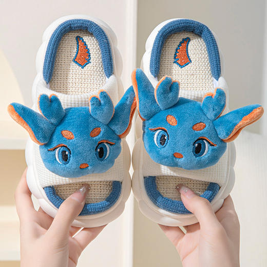 【舒适系列&萌趣卡通麻拖】新款儿童亚麻卡通神兽 舒适防滑耐磨 速干柔软户外室内地板拖鞋 男童女宝拖鞋-QQ 商品图7