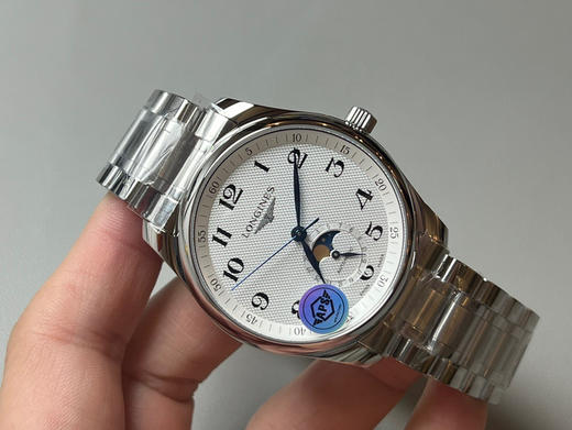 APS新品浪琴名匠系列『正品原版开模』L2.909.4.78.3月相腕表压轴登场！完美无破绽

1⃣️腕表尺寸40X11毫米。表壳尺寸工艺美复制原装工艺，搭配正品一致的定制版一体机芯版本，完美无破绽❕ 商品图1