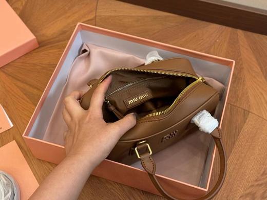 B092622很难不爱啊啊！可手拎也可斜挎保龄球公文包 商品图6