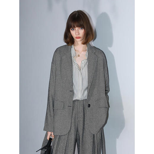 COCOBELLA提花人字纹老钱风轻商务西装秋休闲毛呢外套SI0010 商品图3