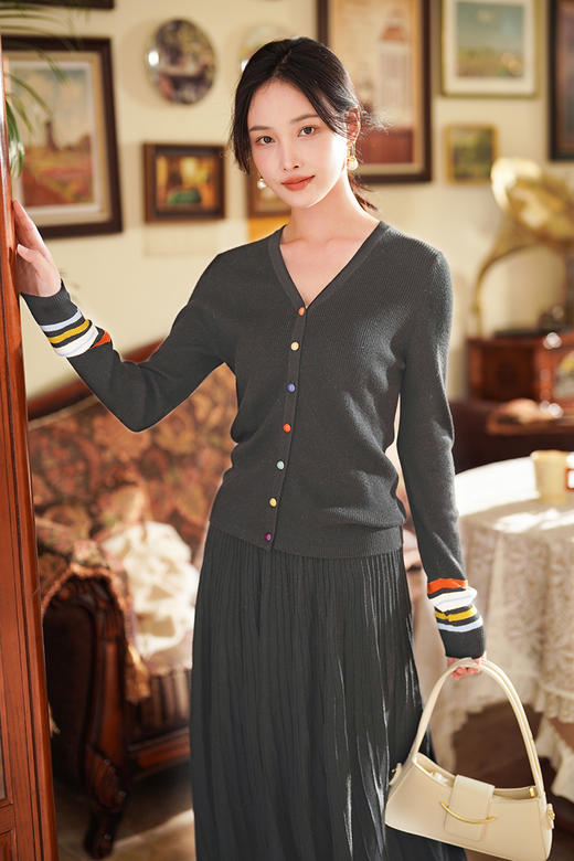 逸红颜明月优选 #蚕丝羊绒百褶裙🎶「韵律」，优雅随性的高腰A字半裙 商品图7