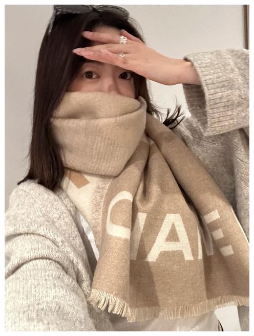 小香双C 双面提花渐变色围巾 100%山羊绒 商品图8