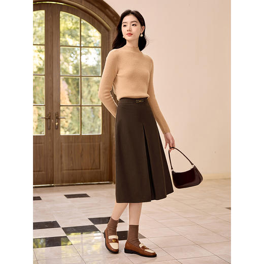 【年终特卖】熙世界深咖色毛呢半身裙秋冬2025新款通勤复古压褶中长西装裙子 商品图1