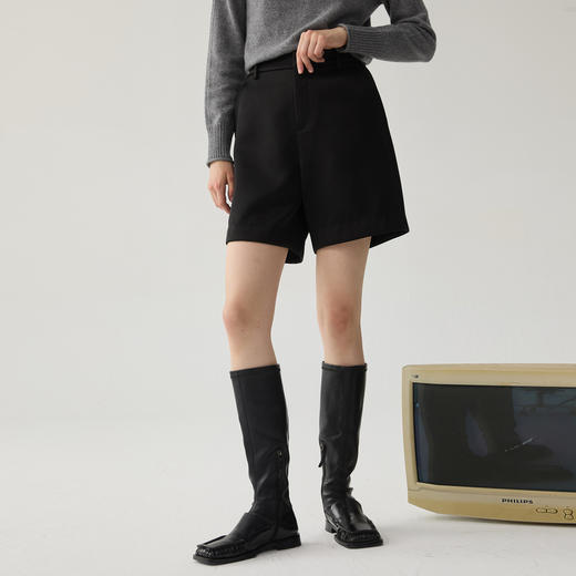 谜底A型短裤女2024冬季新品极简风高腰百搭合体直筒短裤244MK1688 商品图0