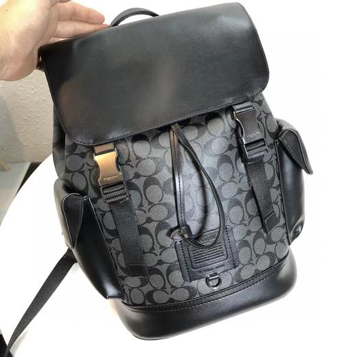 COACH蔻驰 经典Logo老花拼色休闲涂层帆布 旅行包书包背包双肩包 男款（CB） 商品图3