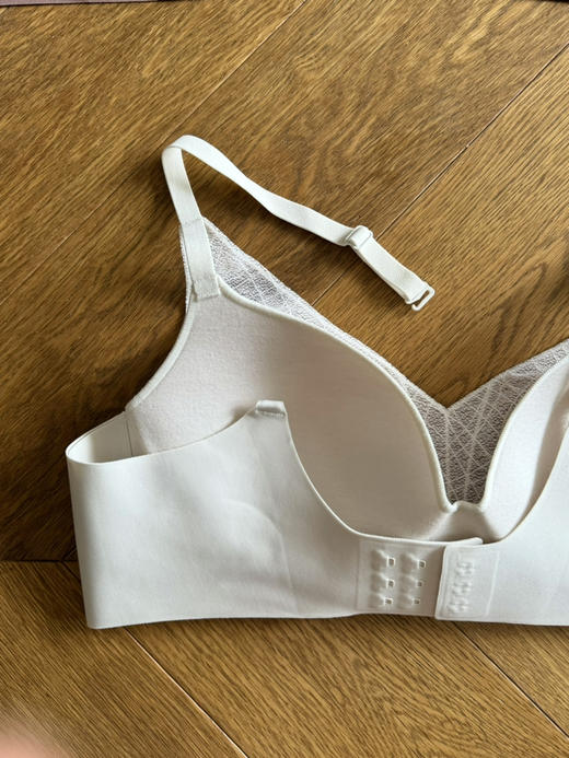 真丝水溶蕾丝聚拢文胸AB杯【包邮】 商品图9