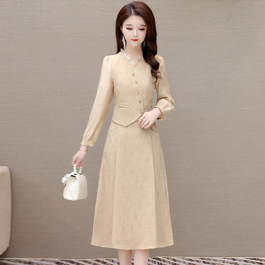 时尚拼结假两件，V领木耳边高腰长袖百褶裙QYM-HL-24NF039 -Y 商品图0