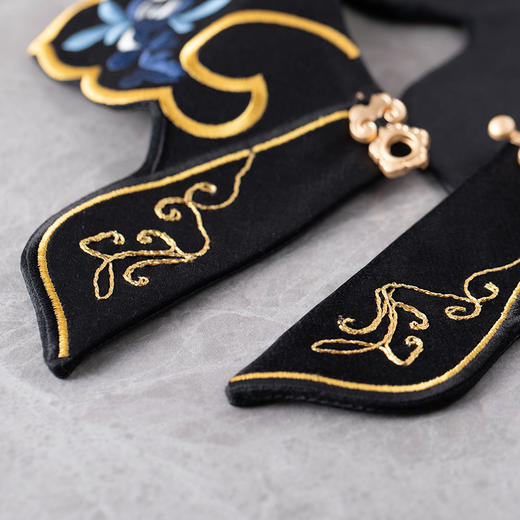 【林栖设计小店】走秀时装周同款云肩丝棉缎绣花改良2024新品时尚配饰小披肩女2943132 商品图3