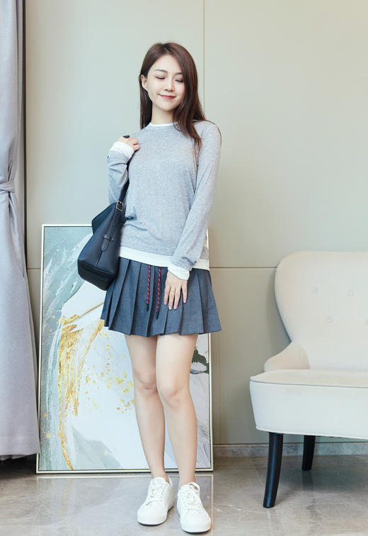 高级调性假两件上衣 商品图2