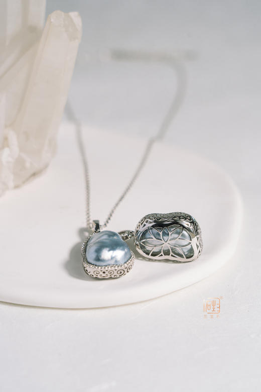 18K金澳白巴洛克吊坠 商品图1