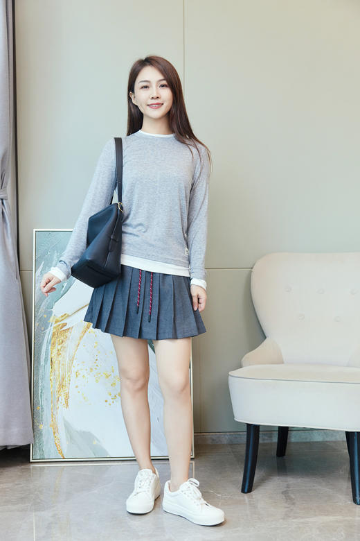 高级调性假两件上衣 商品图0