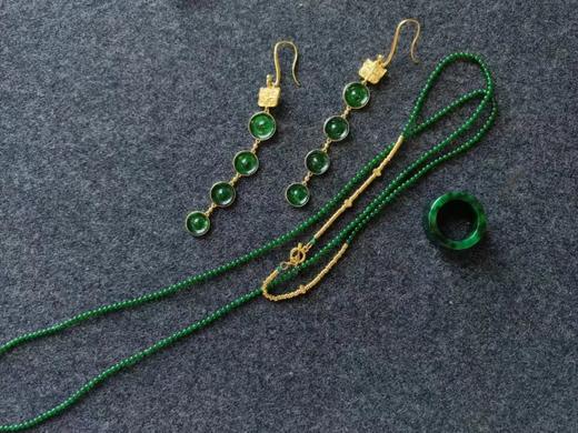 摇曳生姿 ｜可以正反戴的黄金翠玉耳环 商品图3