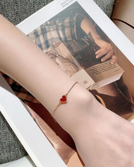 现货 THS 9.30-无 梵克家 VCA小红心系列简单且独特项链手链耳钉 CU1246 商品图4