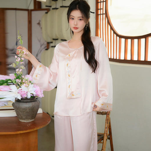 【秋冬严选❗️新中式国风睡衣套装】新款高级感冰丝家居服睡裤秋季女士长袖长裤可外穿 商品图2