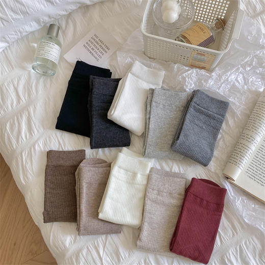 【一袜两穿，少女感满满】纯棉堆堆袜子女秋冬无骨中筒袜，软糯舒适吸汗透气，纯色直板袜休闲百搭长筒袜QQ 商品图1