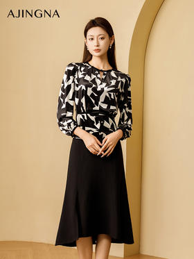 【商场同款】阿菁娜2024秋季新款镂空圆领珍珠扣小衫A29Q102023