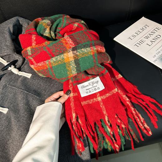 【美拉德围巾】冬天爆款 氛围感马海毛围巾 高级感格子新款围脖披肩男  商品图2