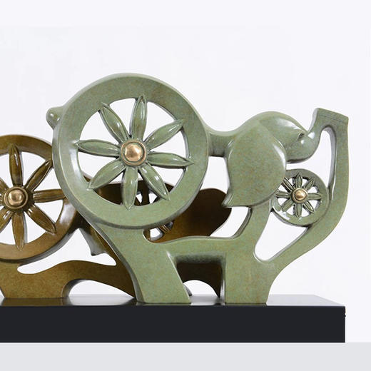 宇达青铜摆件 十二生肖猪《幸福滚滚来》创意 装饰摆件  高22.6cm 商品图1