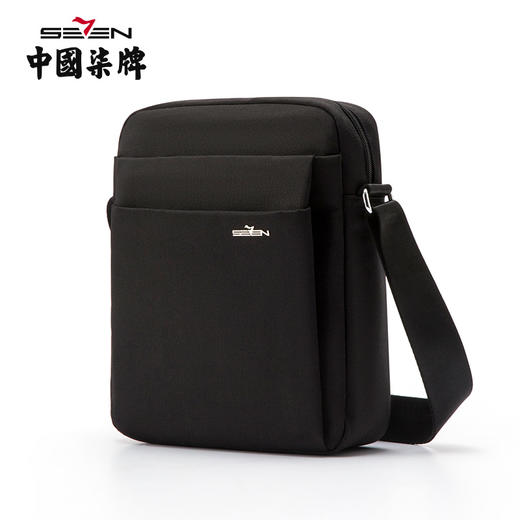 柒牌男士单肩包男斜挎包2024新款休闲简约青年商务小背包黑色男包	127P70030 商品图3