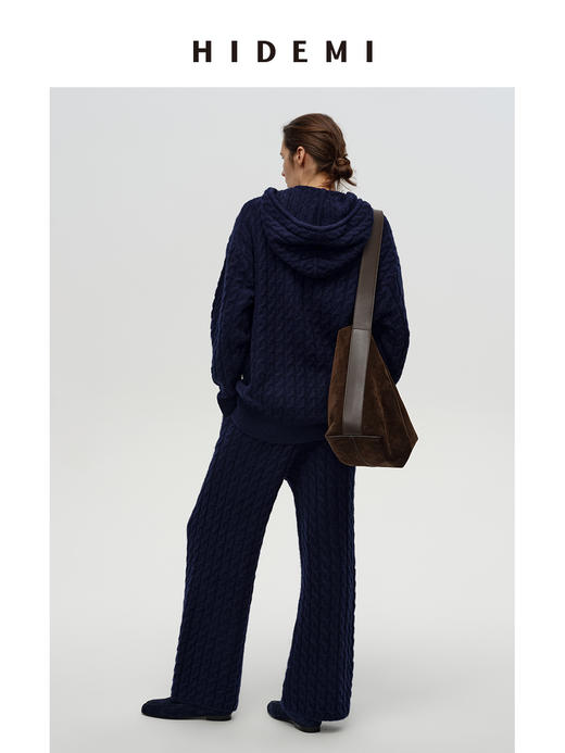 HIDEMI 【赵露思同款】进口澳洲美利奴羊毛绞花麻花花纱厚款宽松式连帽拉链毛衣外套长裤套装  藏蓝色/中灰色 帽衫\阔腿裤 商品图6