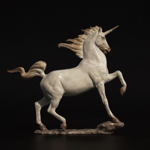 王中兴《灵骏》白 商品图0